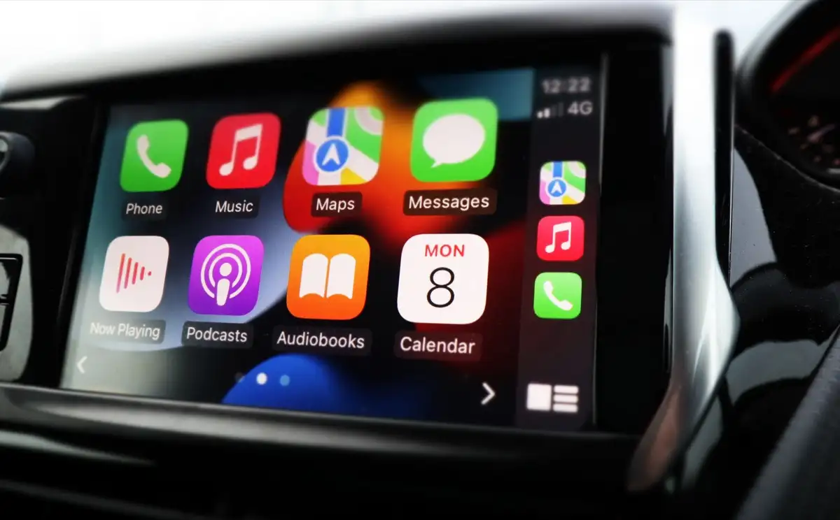 Apple-Carplay-Installation