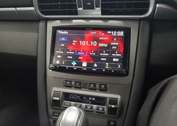 Porsche 911 New Apple Carplay head Unit