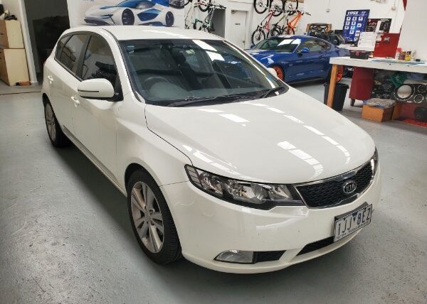 Kia Cerato Pioneer Head Unit Installation