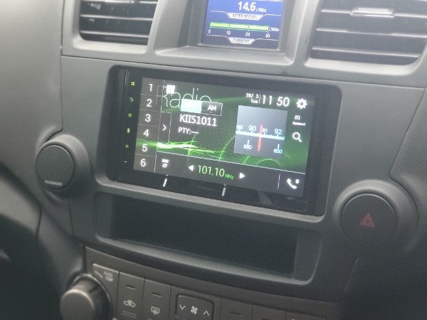 Toyota Kluger Audio Upgrade