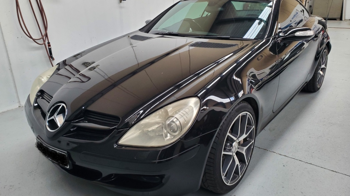 Mercedes-Benz SLK Audio Upgrade