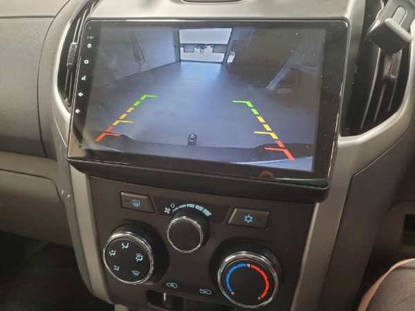 holden-colorado-reverse-camera