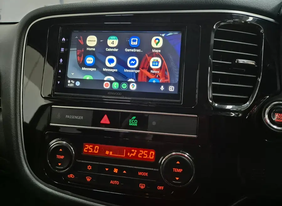 Mitsubishi Outlander Audio Upgrade – Kenwood Android Auto, Apple CarPlay, Reverse Camera and DAB