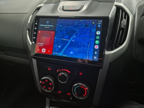 Isuzu D-MAX Aerpro 9 Inch AV Unit and Reverse Camera Installation