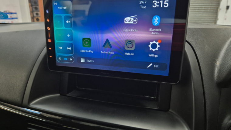 Mazda CX-5 Upgraded with Pioneer 9 Inch Floating Screen, Apple CarPlay and Android Auto