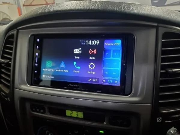 Toyota LandCruiser Pioneer head unit Apple CarPlay installation